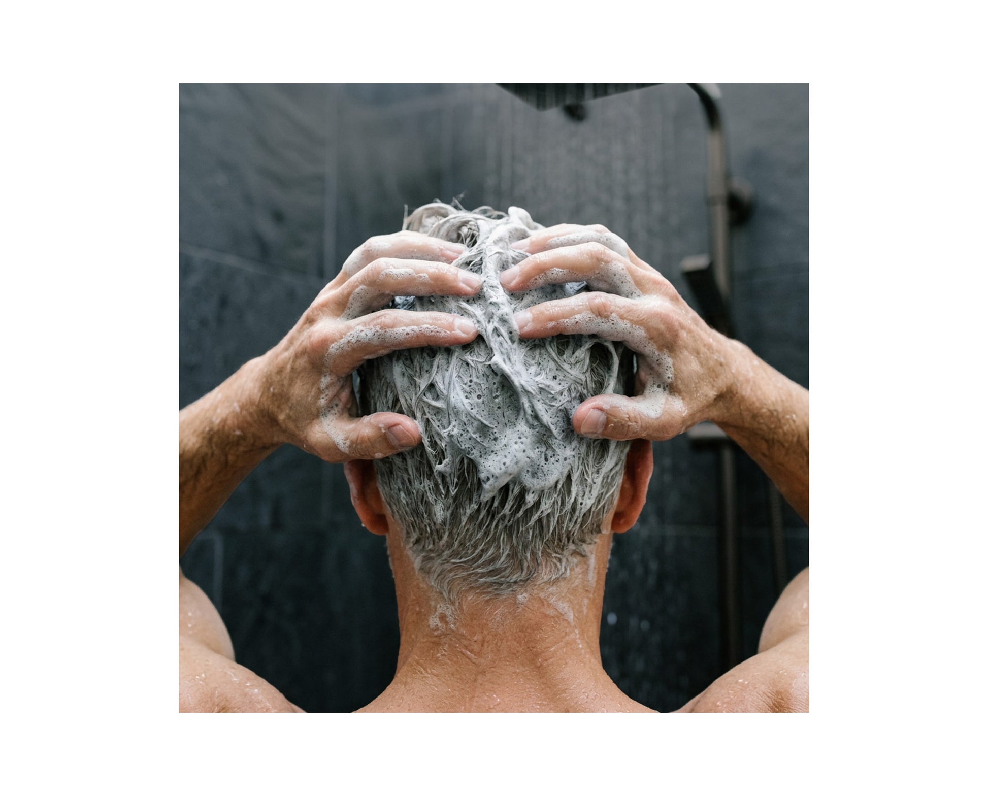 graham-hill-loop-grey-colour-shampoo_anwendung
